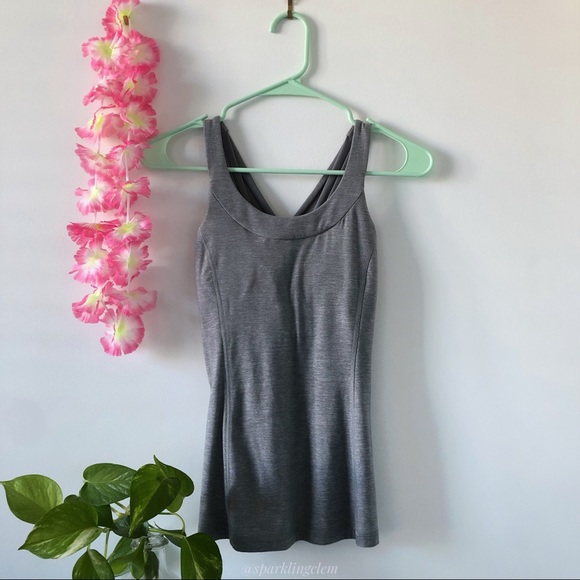 Lululemon tank criss-cross back w shelf bra+pads - Picture 2 of 6